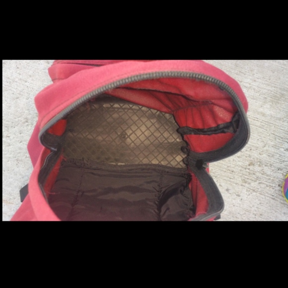 SOLD Vintage 1990s Jansport Burgundy Red Backpack - Picture 5 of 6